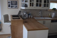 Stolek pod PC lamino